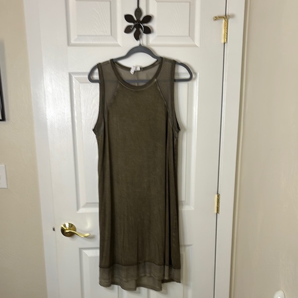 Cable & Gauge Olive Mini Dress Mesh Peek-a-Boo Accents and Hem Size Large - Picture 1 of 9